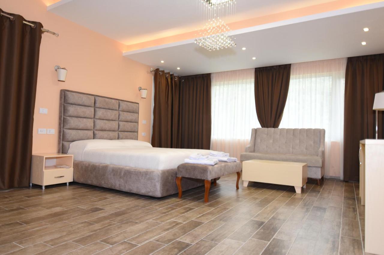 Monte Mare Hotel Vlorë Exteriér fotografie